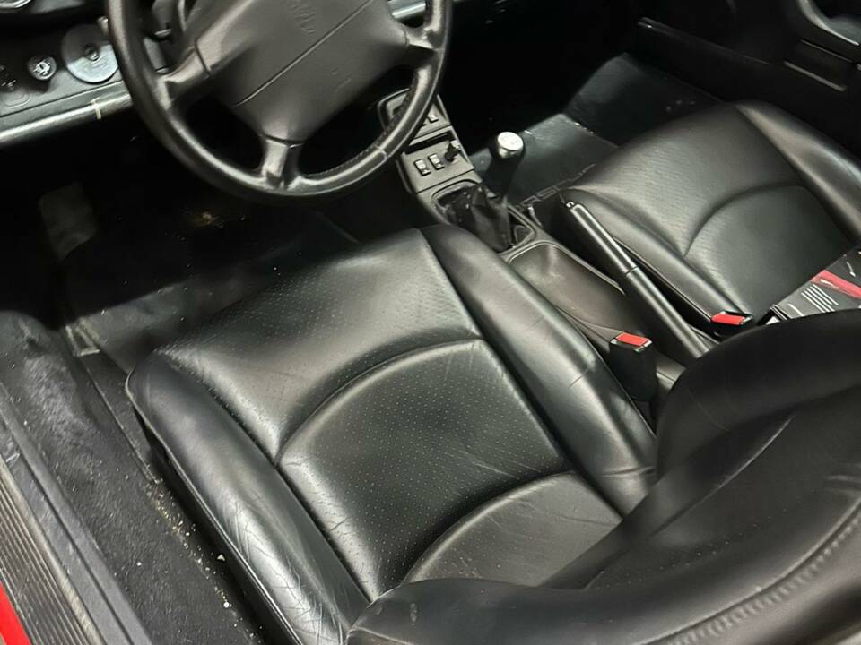 Bild 2/5 von Porsche 911 Carrera (1994)