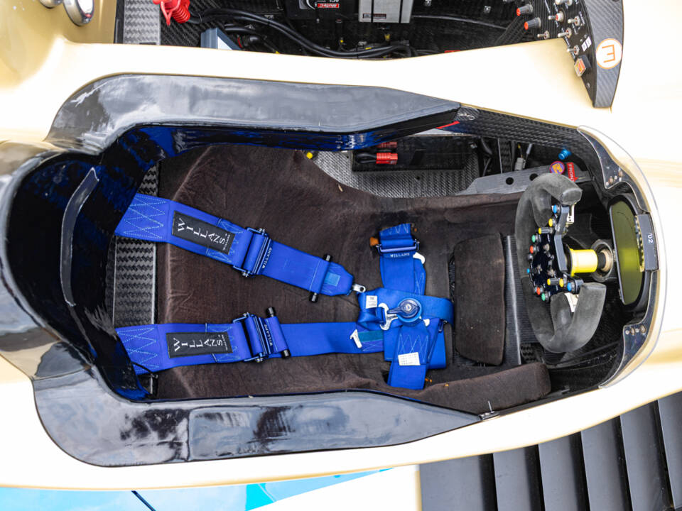 Image 13/50 of Creation CA07 LMP1 (2007)