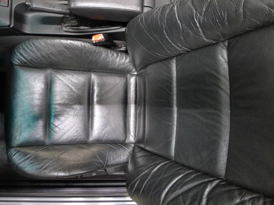 Imagen 33/35 de BMW 328i (1996)