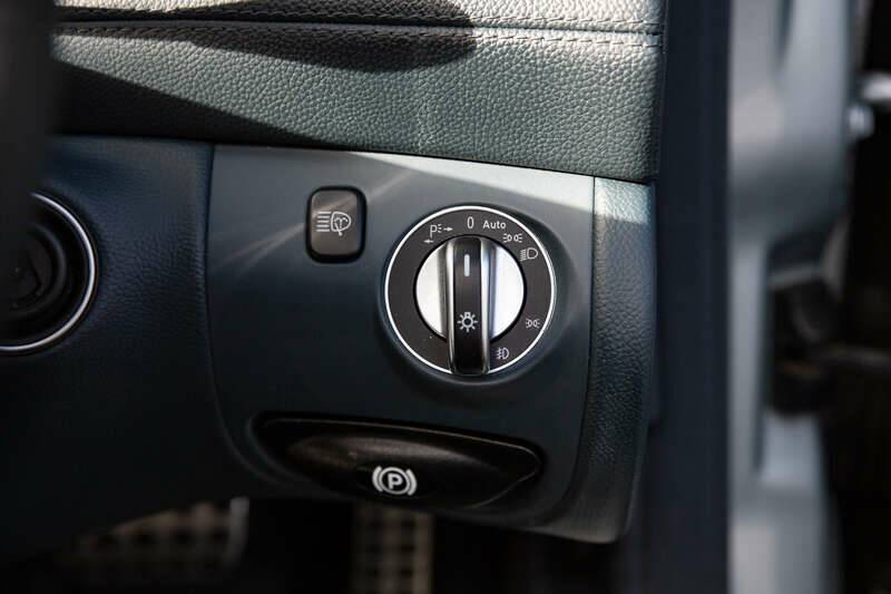 Bild 48/50 von Mercedes-Benz SL 500 (2003)
