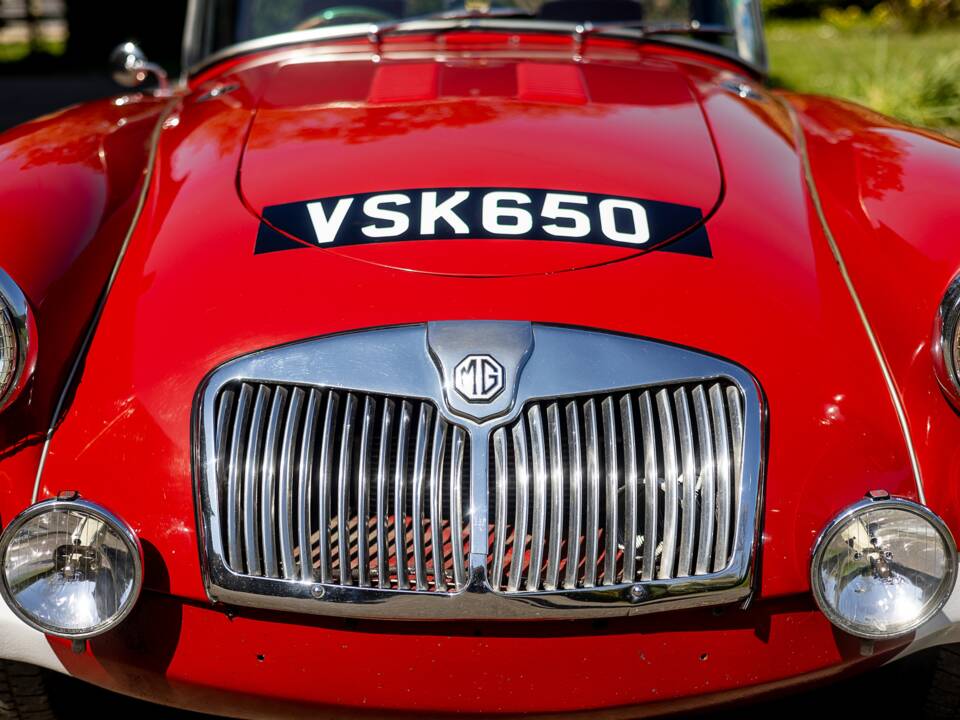 Image 39/50 de MG MGA 1500 (1957)