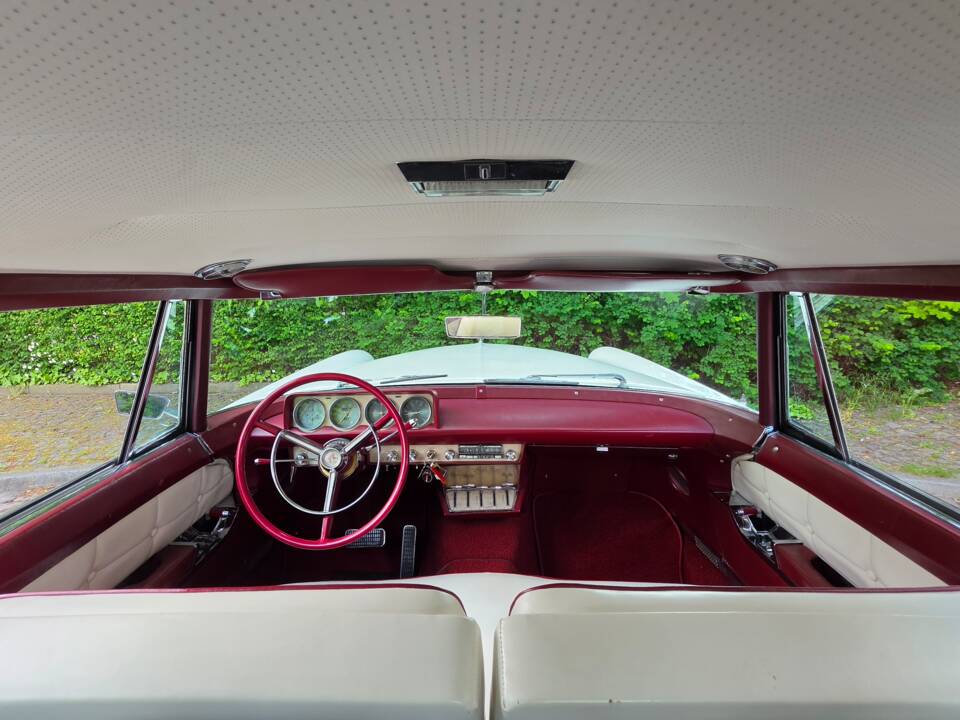 Image 14/75 of Lincoln Continental Mark II (1956)
