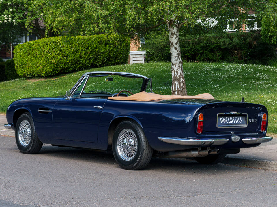 Bild 4/28 von Aston Martin DB 6 Mk II Volante (1970)