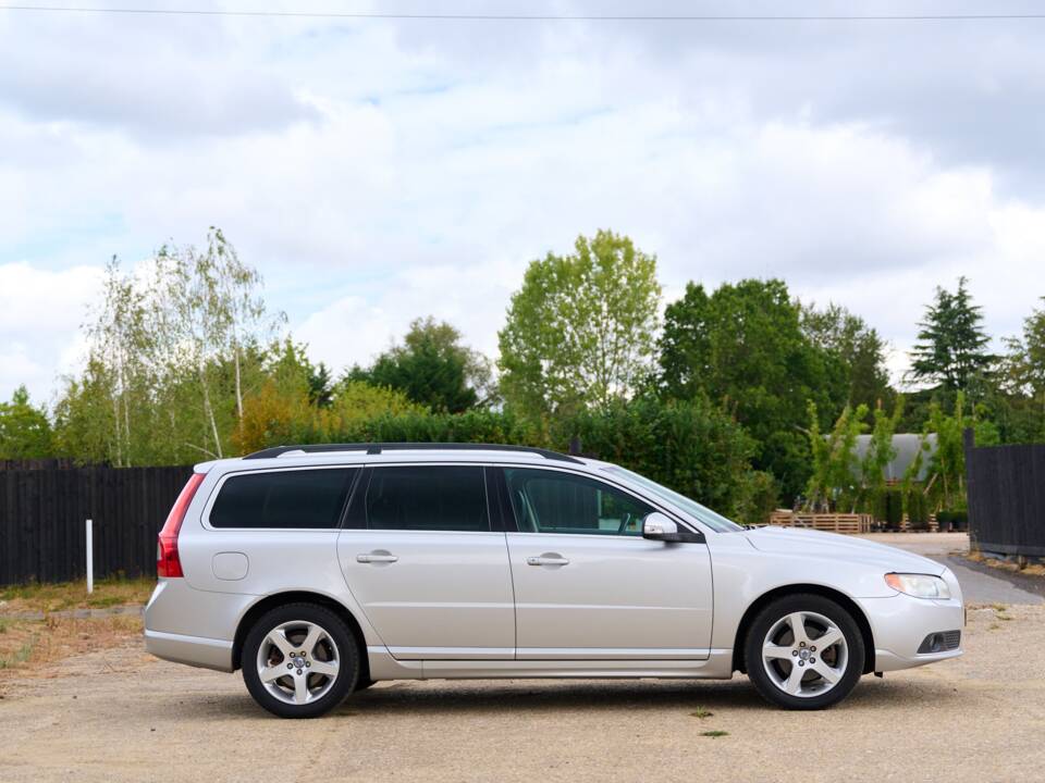 Imagen 22/50 de Volvo V70 AWD (2009)