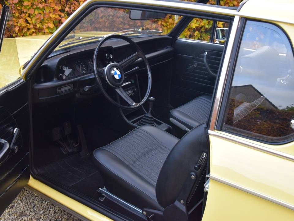 Immagine 27/45 di BMW 2002 Baur (1973)