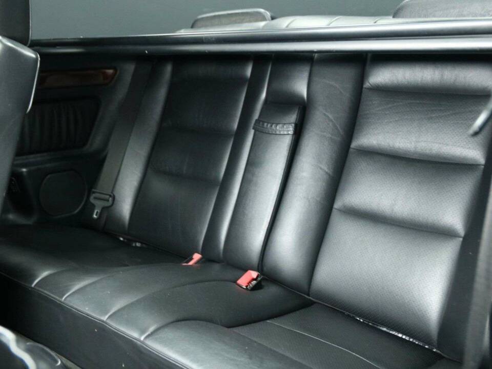 Bild 24/50 von Mercedes-Benz 300 CE-24 3.4 AMG (1993)