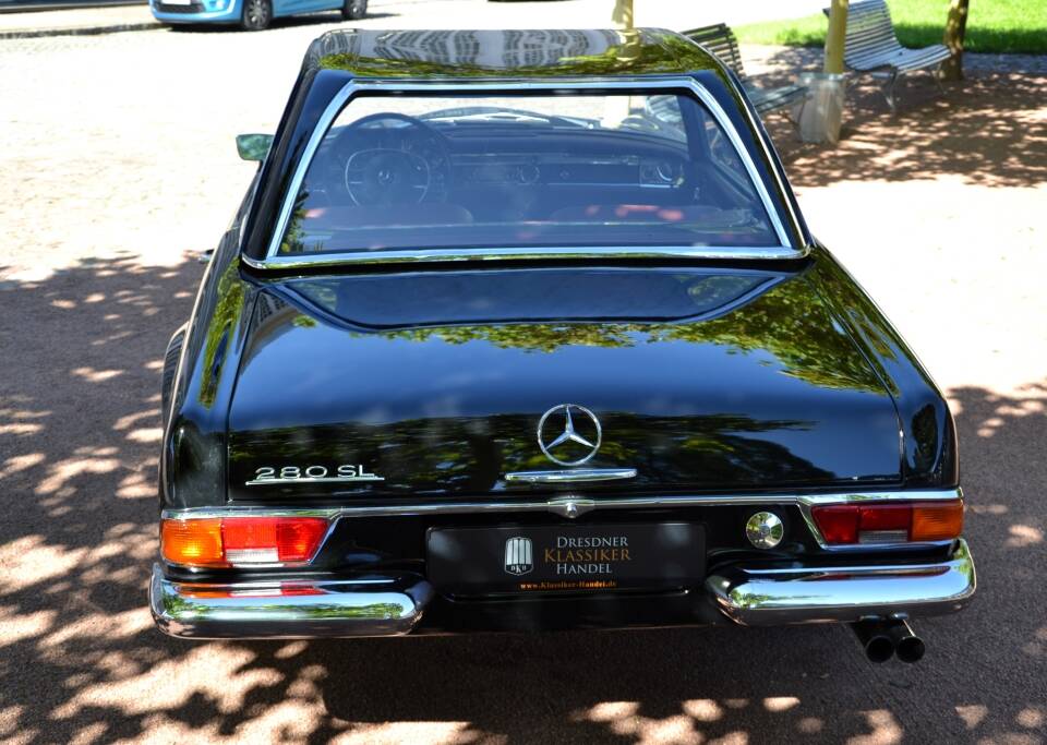 Immagine 16/26 di Mercedes-Benz 280 SL (1970)