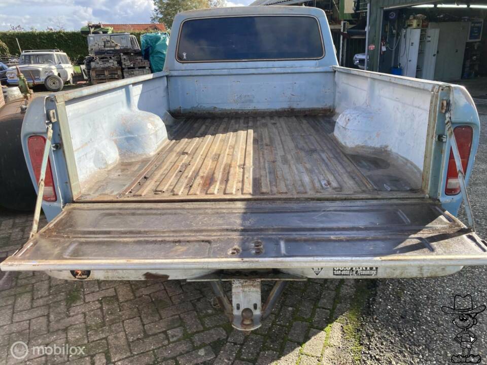 Image 10/44 of Ford F-250 (1978)