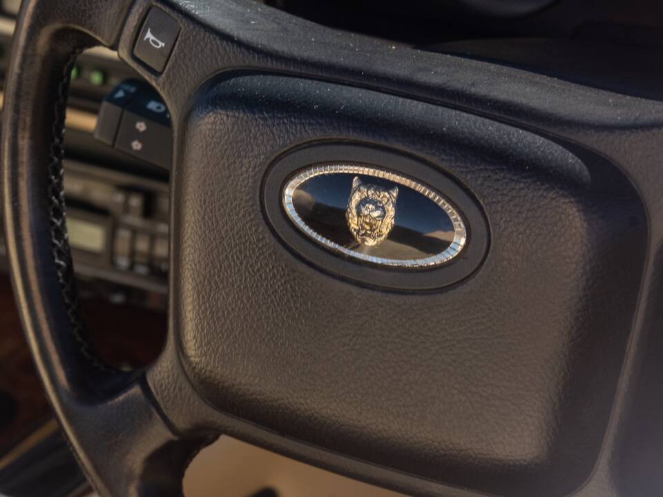 Bild 12/50 von Jaguar XJS 5.3 V12 (1990)