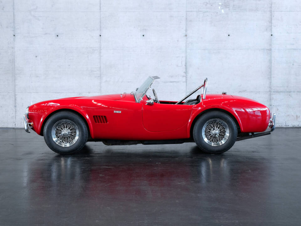 Image 2/23 de AC Shelby Cobra 289 (1965)