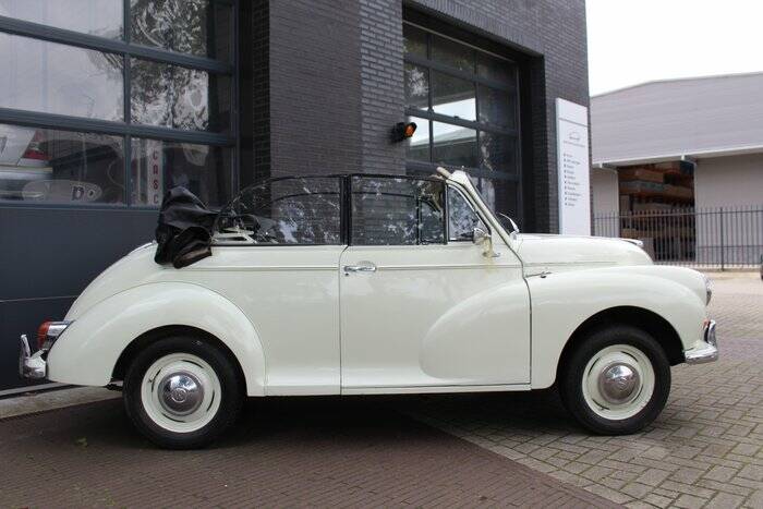 Immagine 5/7 di Morris Minor 1000 (1968)