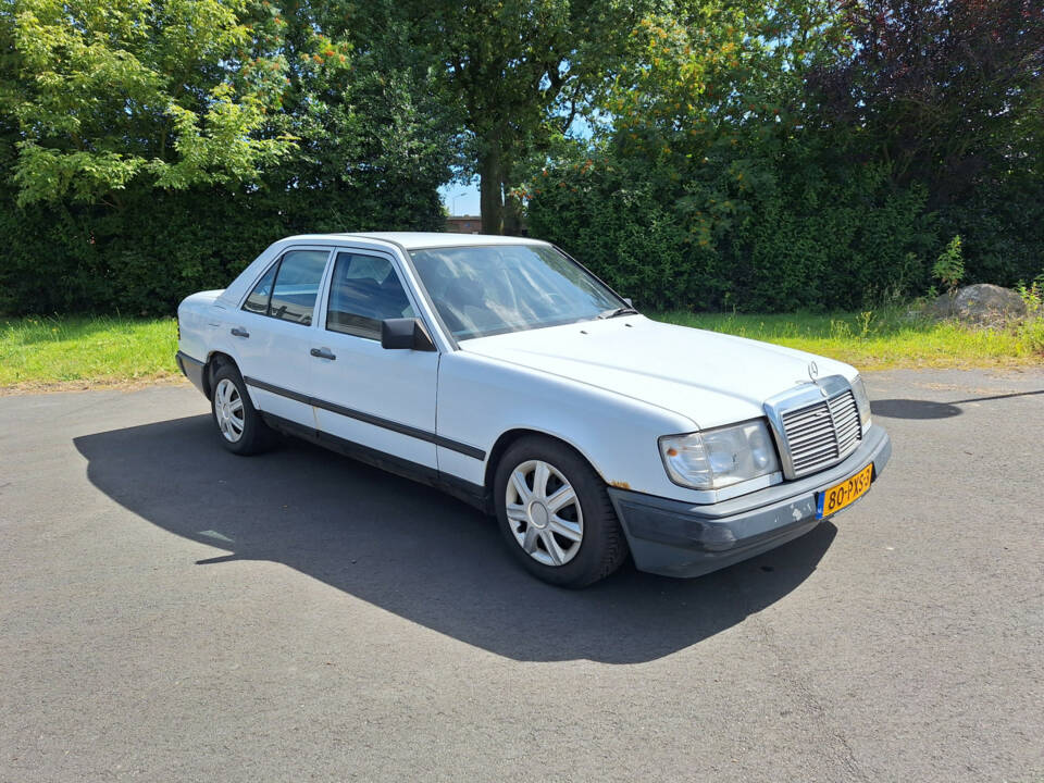 Afbeelding 9/15 van Mercedes-Benz 300 D (1986)