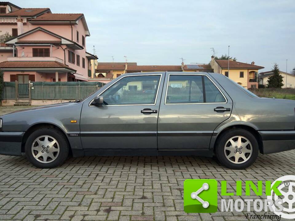 Bild 8/10 von Lancia Thema 6V I.E. (1992)