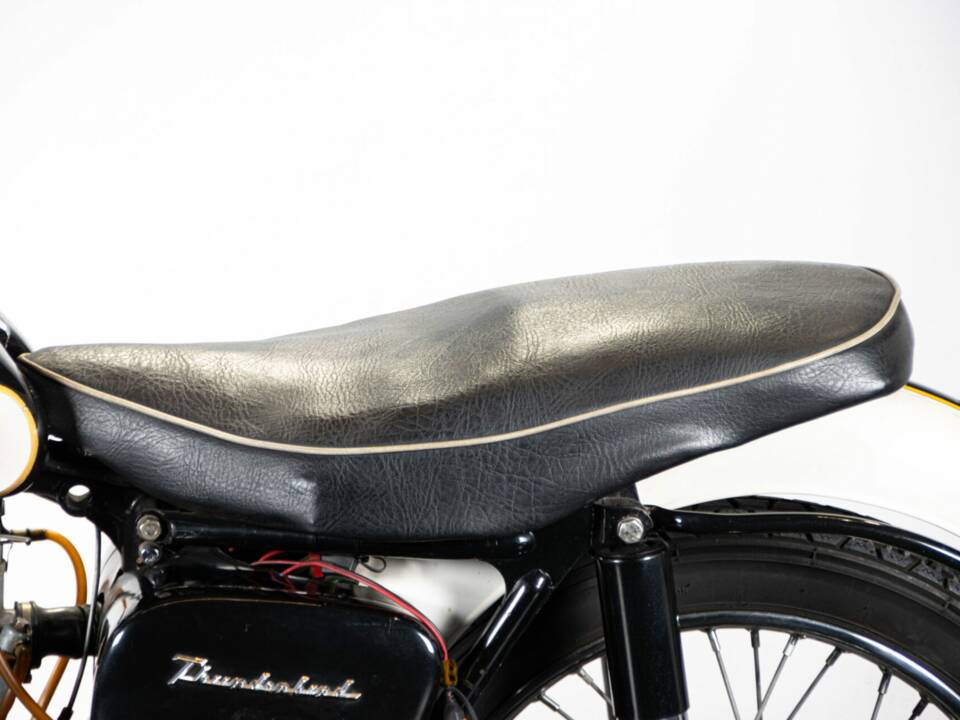 Bild 21/50 von Triumph 6T Thunderbird (1958)