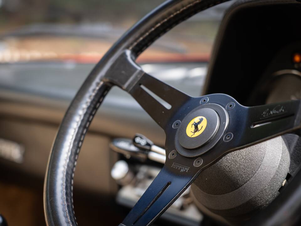 Imagen 44/50 de Ferrari 308 GTBi (1981)