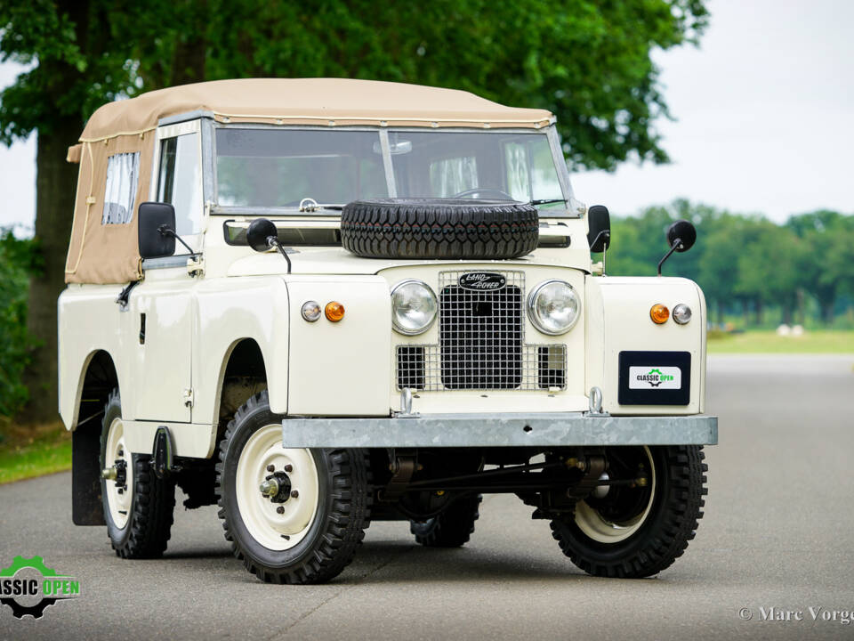 Image 26/55 of Land Rover 88 (1958)