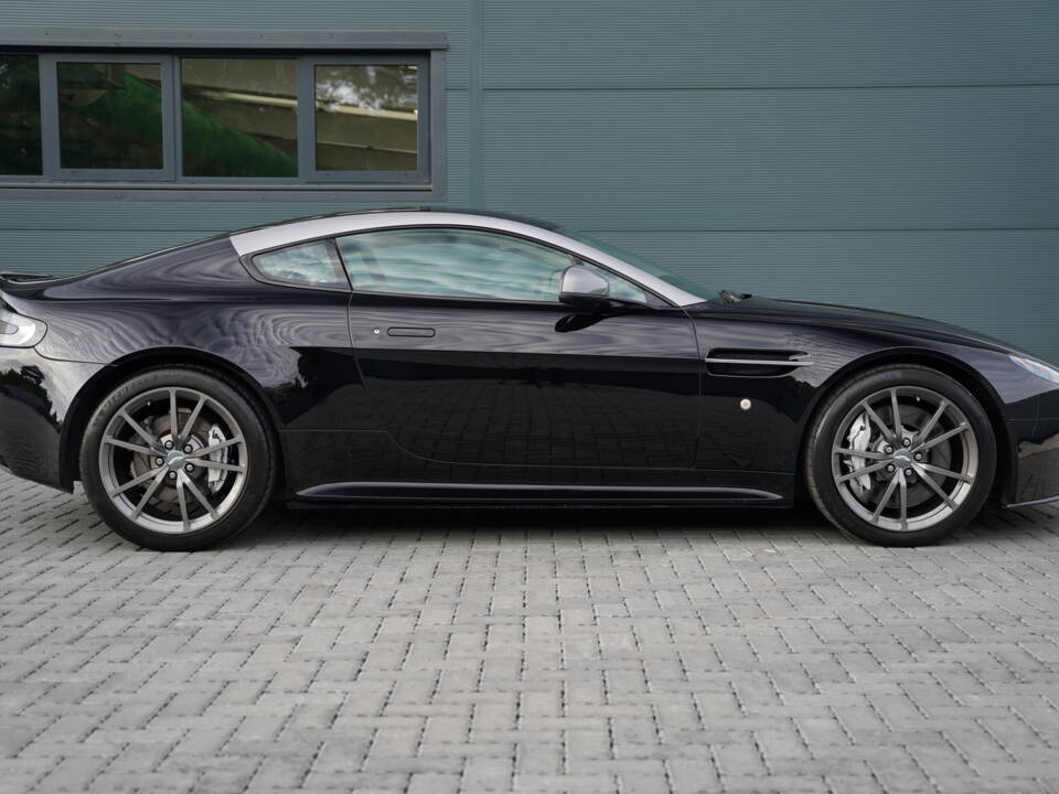 Imagen 3/50 de Aston Martin V8 Vantage N430 (2016)