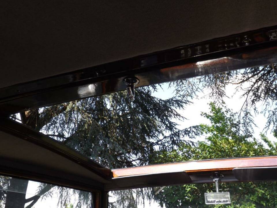 Bild 41/50 von Rolls-Royce 20/25 HP Sport Saloon (1934)