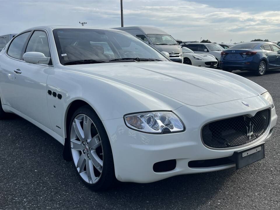 Image 6/44 de Maserati Quattroporte 4.2 (2007)