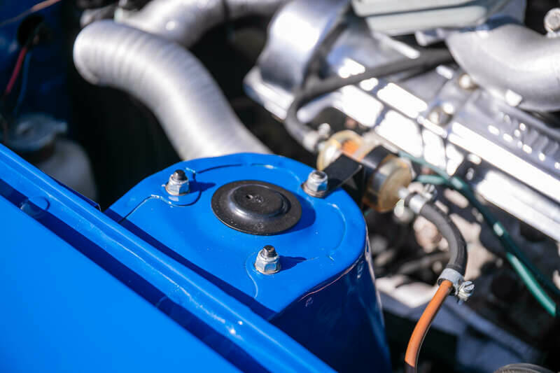 Image 15/49 de Triumph Stag (1977)