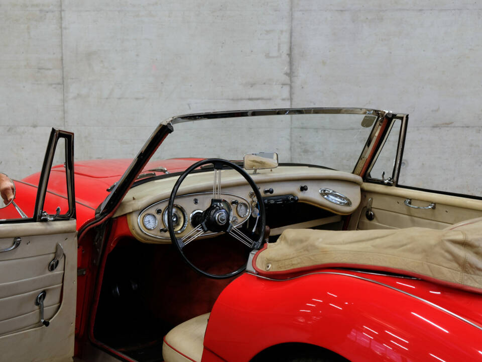 Image 8/23 of Austin-Healey 3000 Mk II (BN7) (1962)