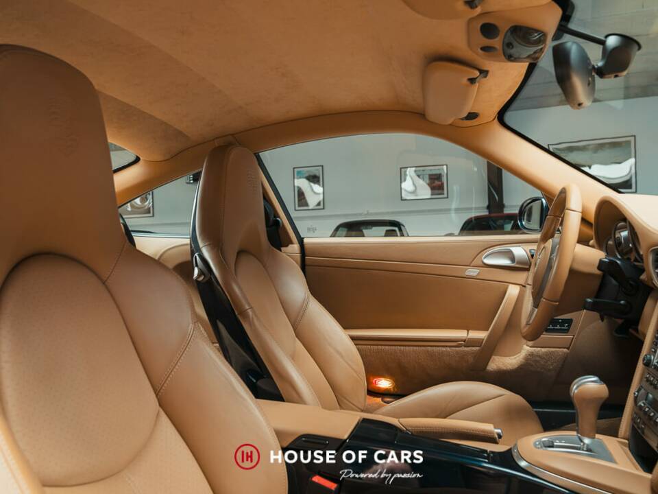 Immagine 17/23 di Porsche 911 Turbo (2006)