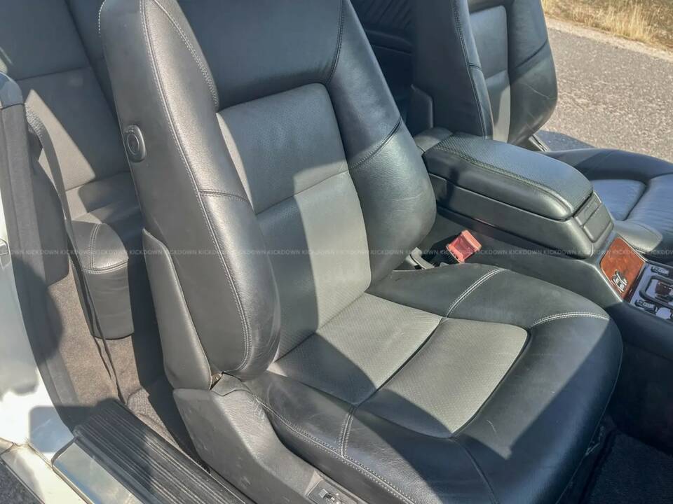Image 4/8 of Mercedes-Benz CL 600 (1996)