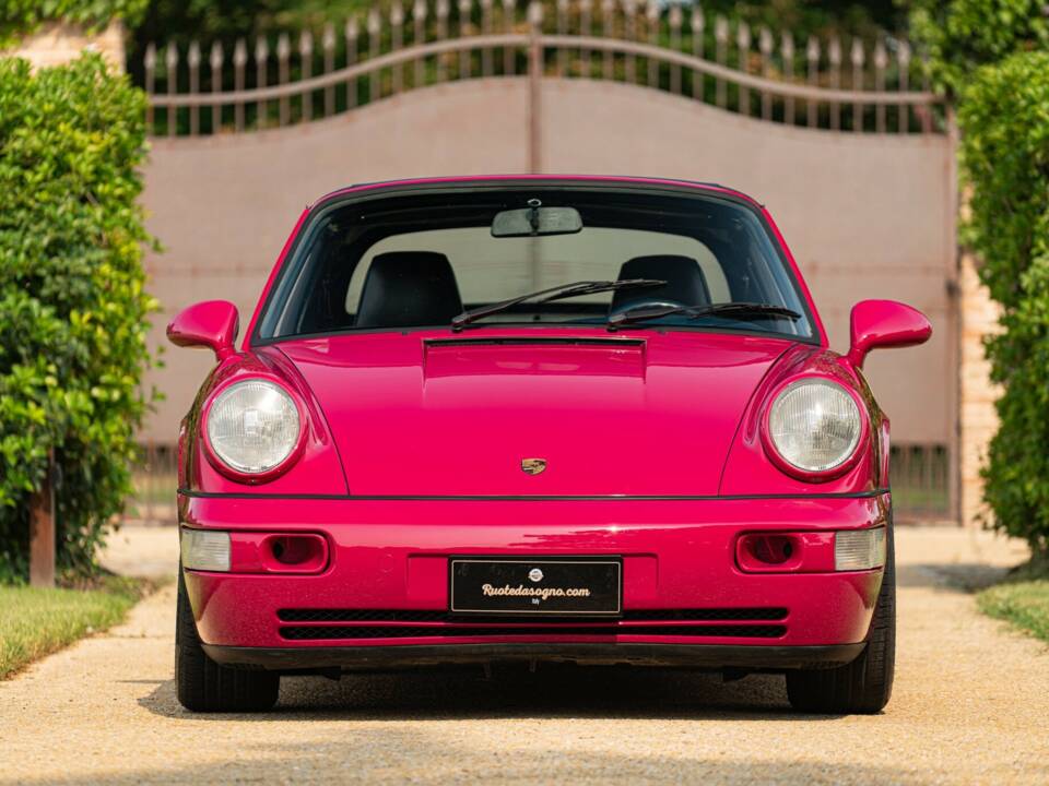 Obraz 25/50 pojazdu Porsche 911 Carrera 2 (1991)