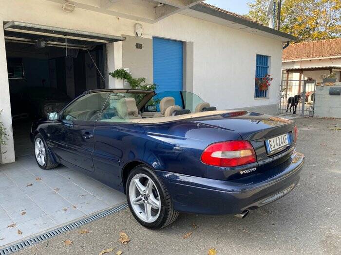 Imagen 7/7 de Volvo C70 T5 (2000)