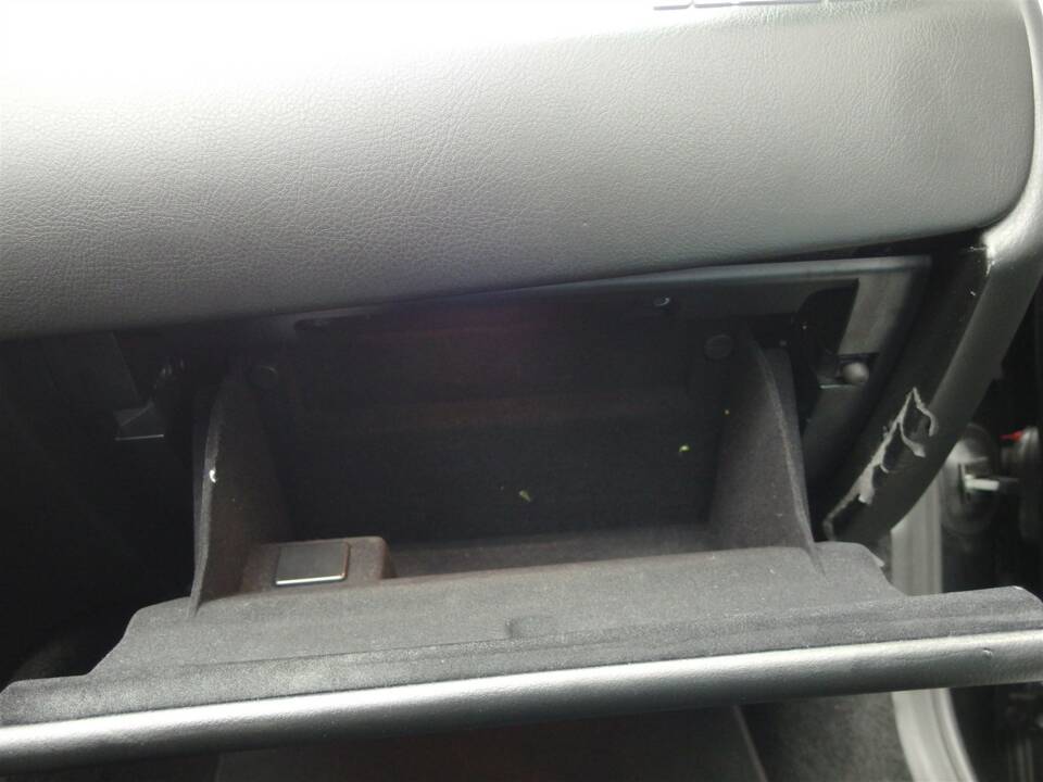 Immagine 43/93 di Maserati GranCabrio 4.7 (2010)