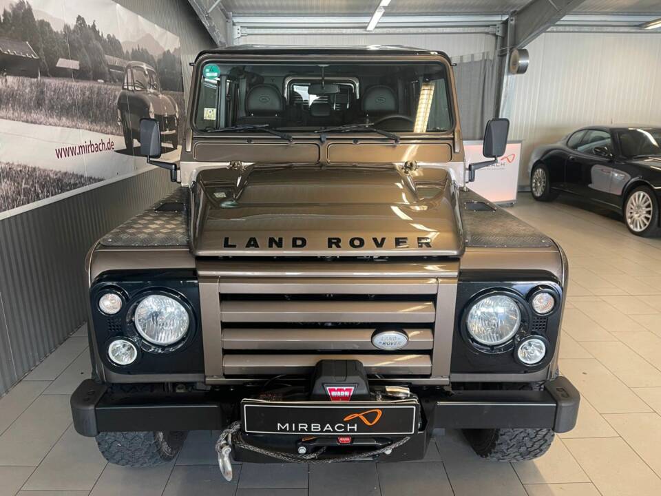 Image 4/15 of Land Rover Defender 110 (2013)