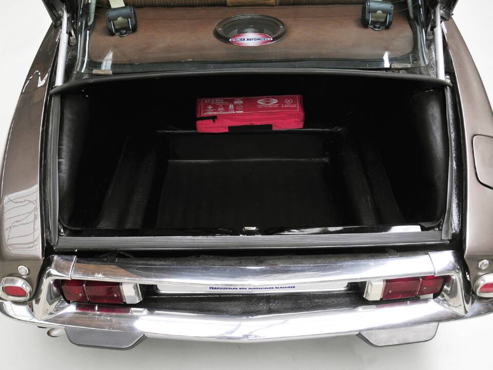 Bild 20/32 von Citroën DS 23 Pallas IE (1973)