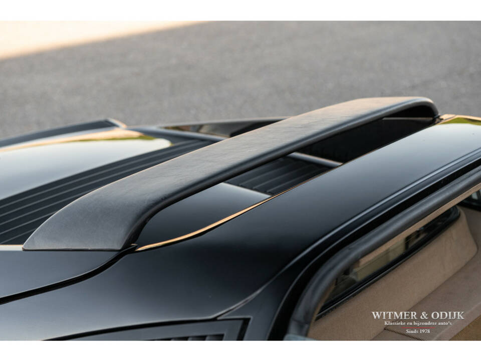Image 31/41 de Ferrari 328 GTS (1989)