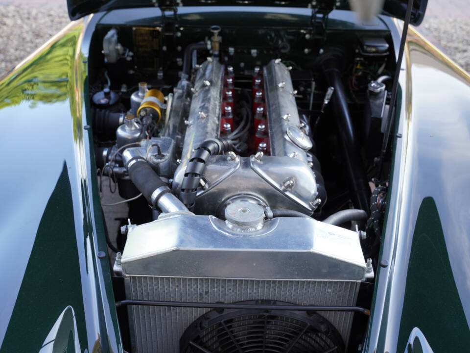 Bild 4/50 von Jaguar XK 120 SE DHC (1953)