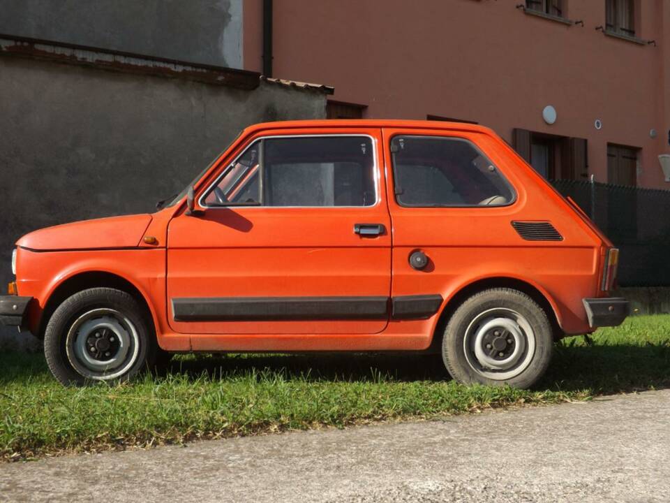 Image 6/50 de Polski FIAT 126p (1981)