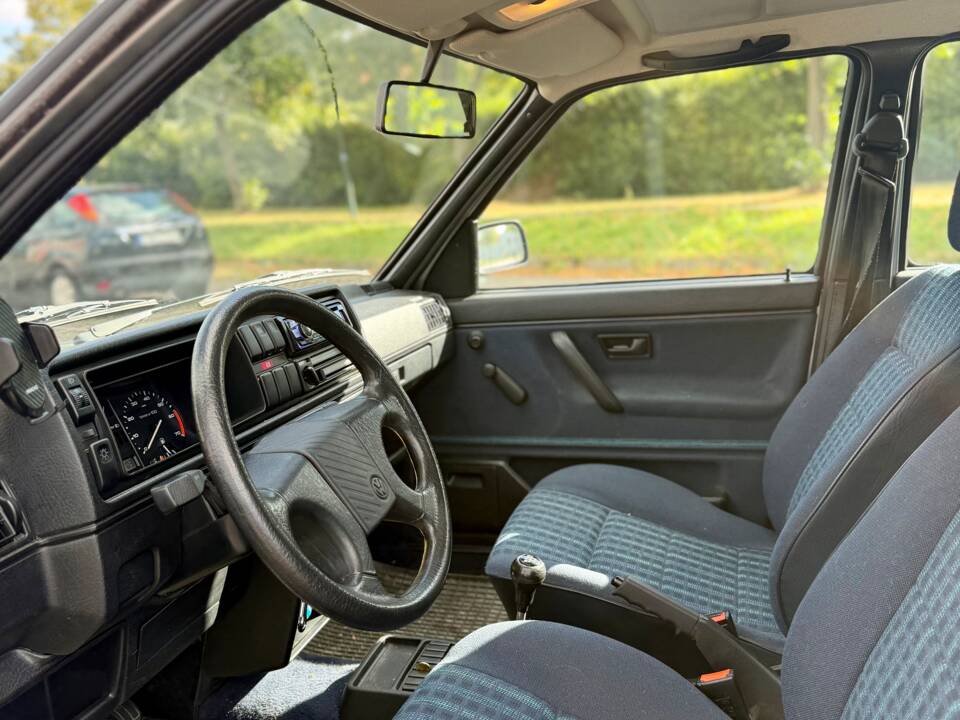 Image 9/17 of Volkswagen Golf Mk II 1.8 (1990)