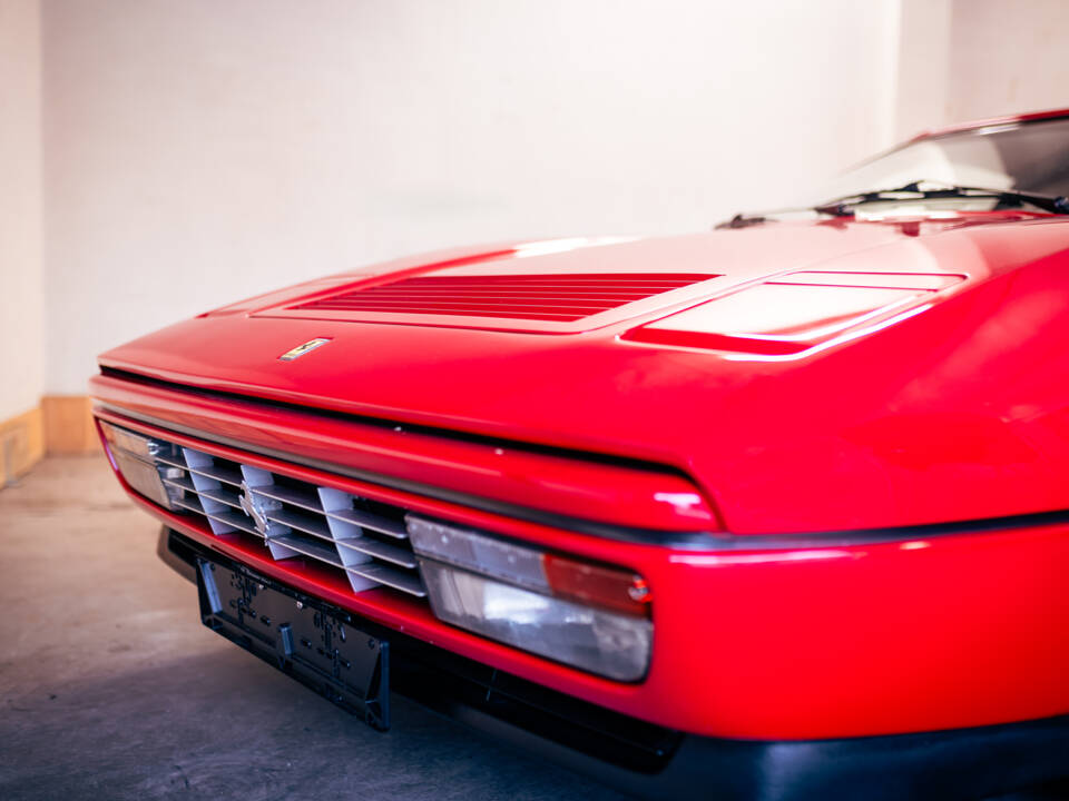 Bild 3/15 von Ferrari 328 GTS (1989)