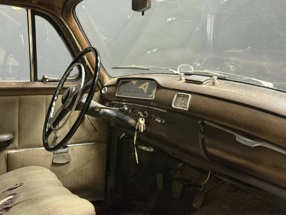 Image 44/50 of Mercedes-Benz 220 S (1955)