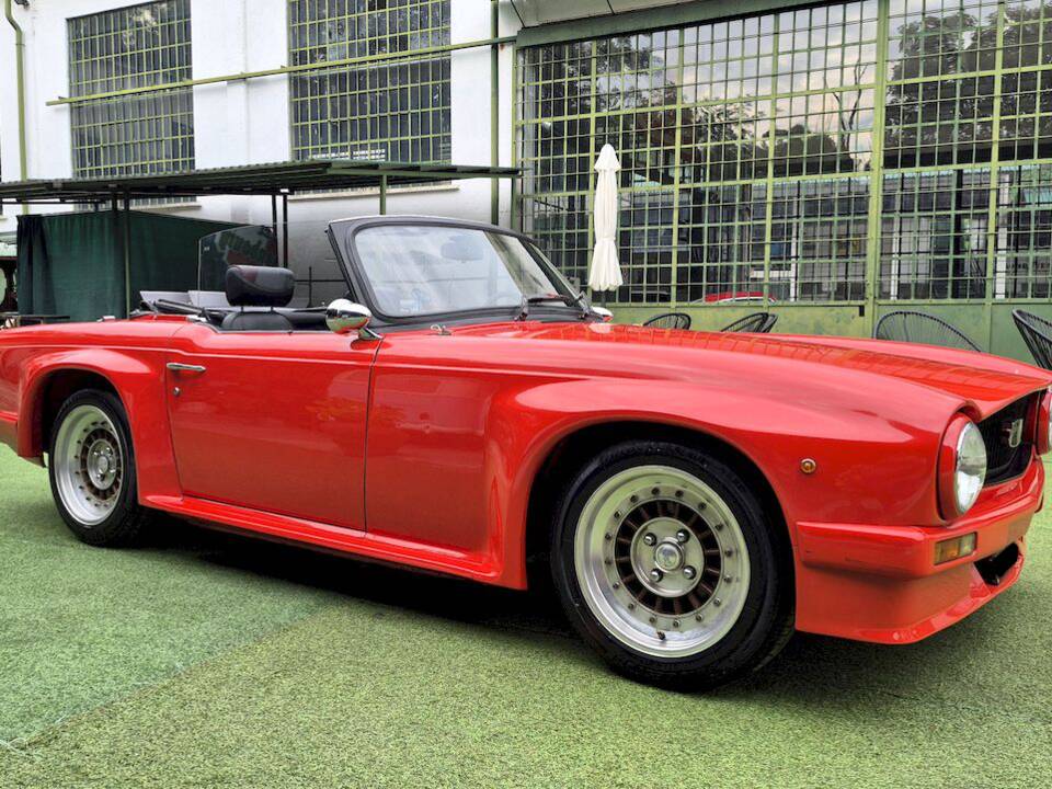 Immagine 9/81 di Triumph TR 6 (1973)