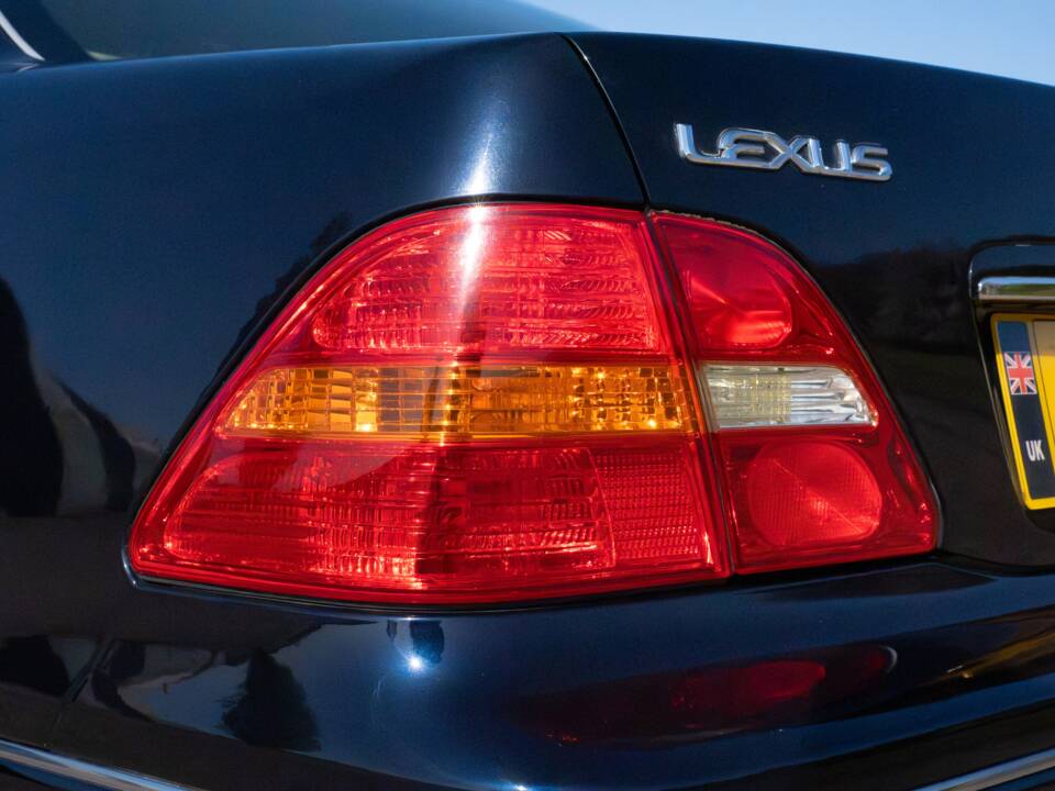 Afbeelding 13/50 van Lexus LS 430 (2002)