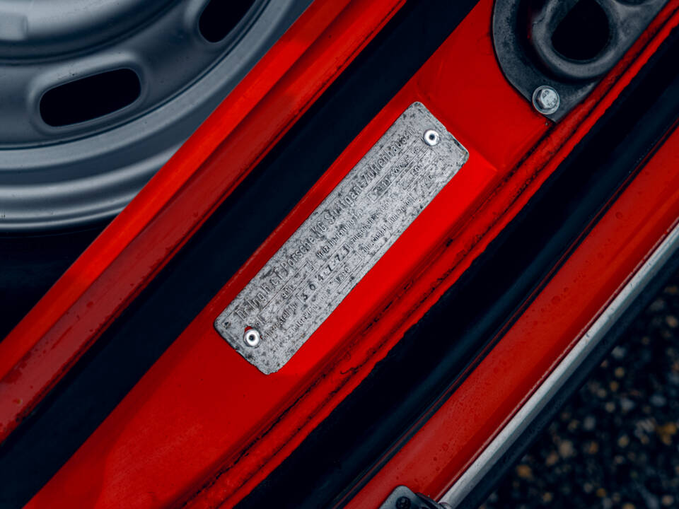 Image 31/63 of Porsche 911 R (1967)