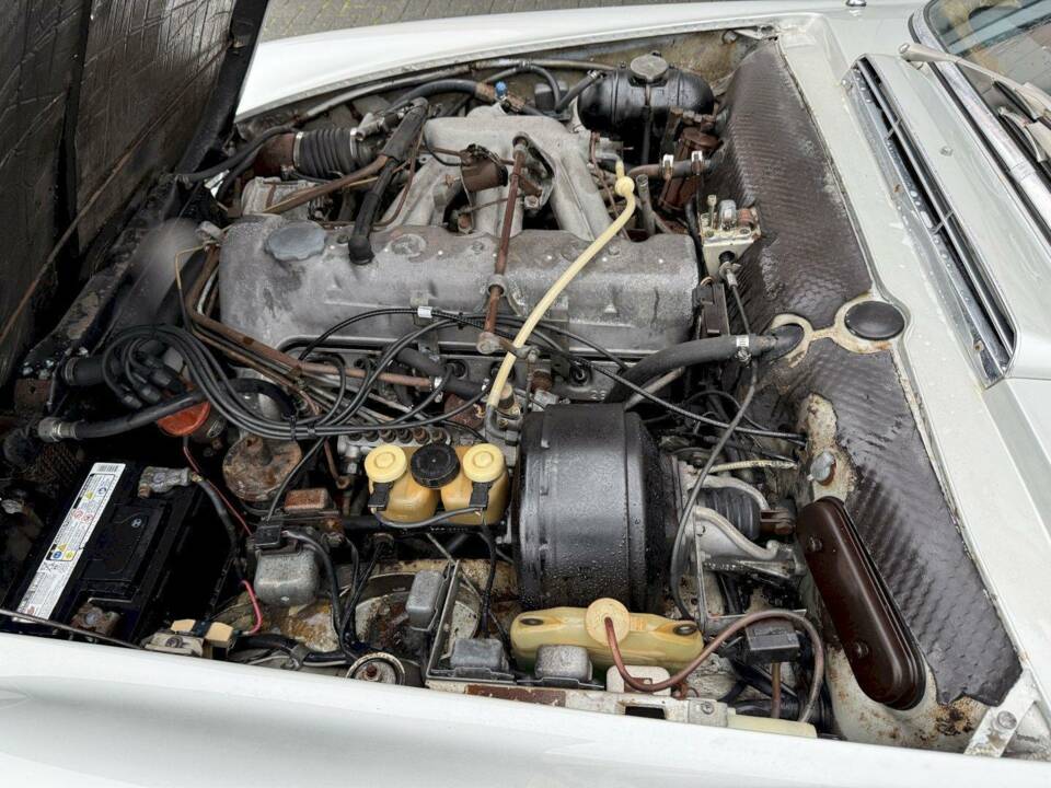 Image 23/36 of Mercedes-Benz 280 SL (1969)