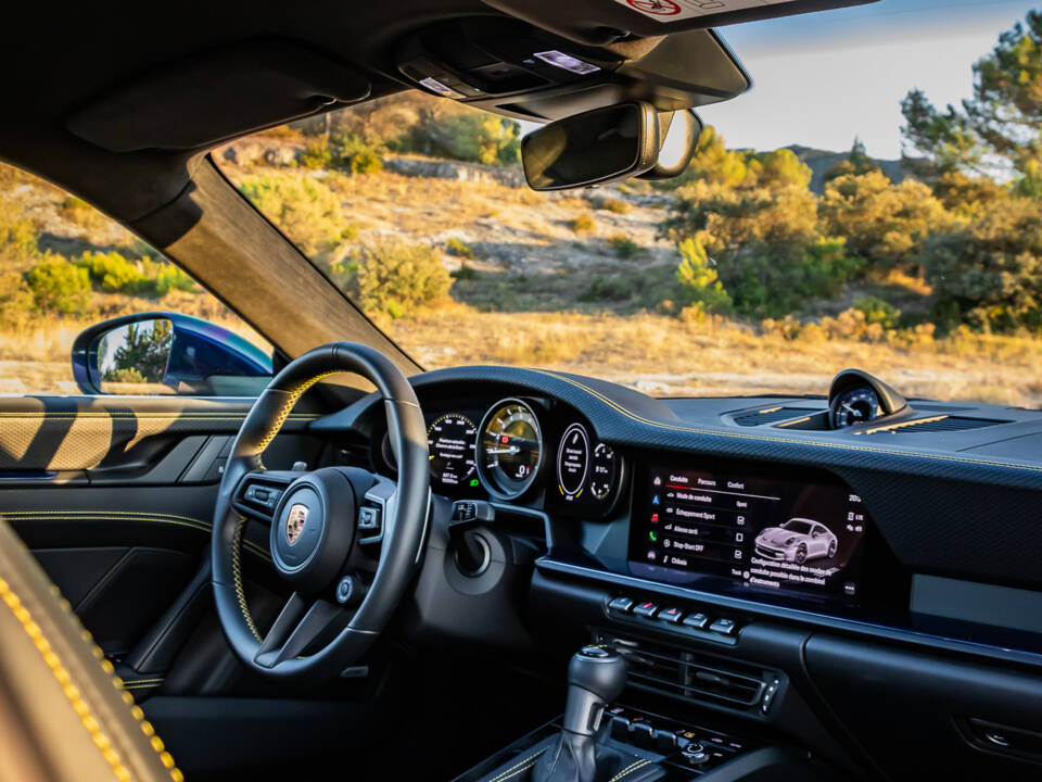 Image 48/50 of Porsche 911 GT3 Touring (2021)