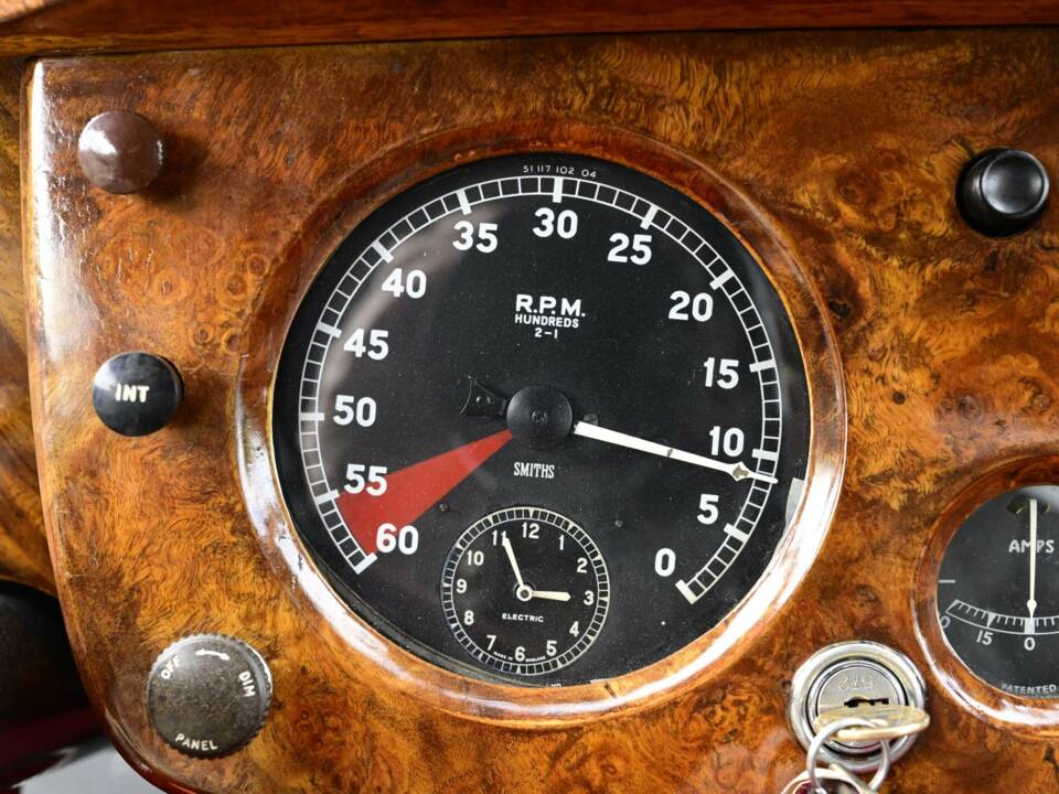 Bild 33/50 von Jaguar XK 140 FHC (1954)