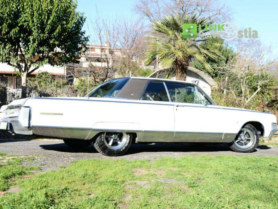 Imagen 6/10 de Chrysler New Yorker (1965)