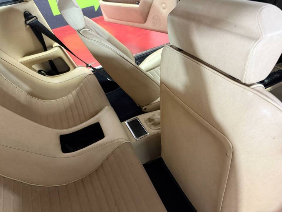 Image 26/50 of Ferrari Dino 208 GT4 (1980)