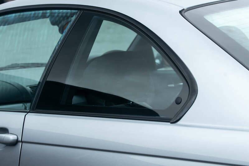 Image 36/50 of BMW M3 (2005)