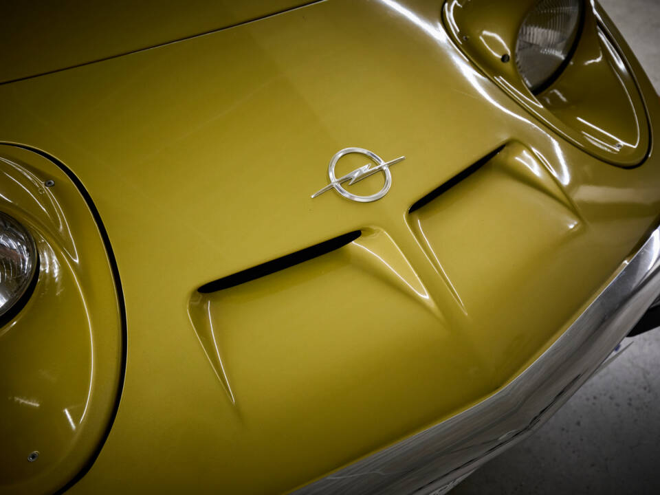 Immagine 15/89 di Opel GT 1900 (1972)