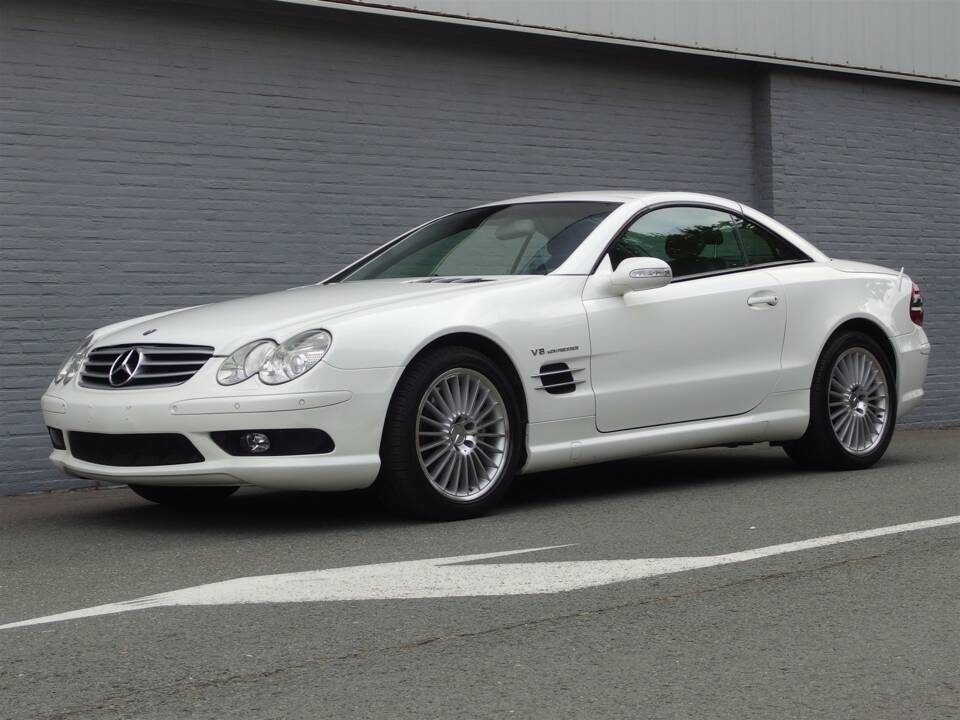 Image 4/97 de Mercedes-Benz SL 55 AMG (2003)