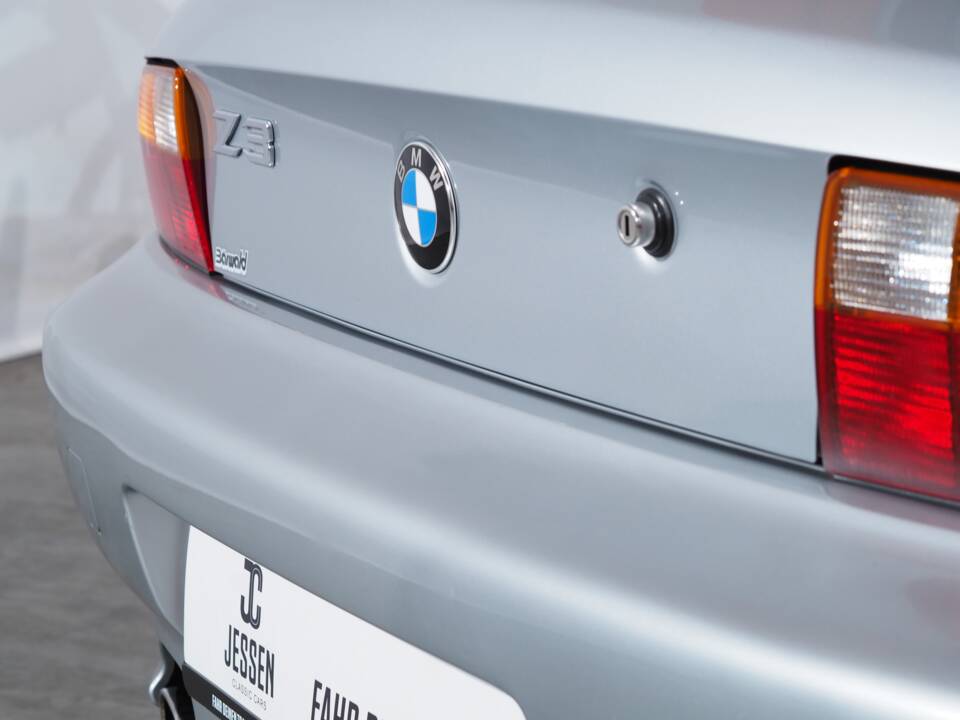 Bild 29/47 von BMW Z3 1.9 (1997)